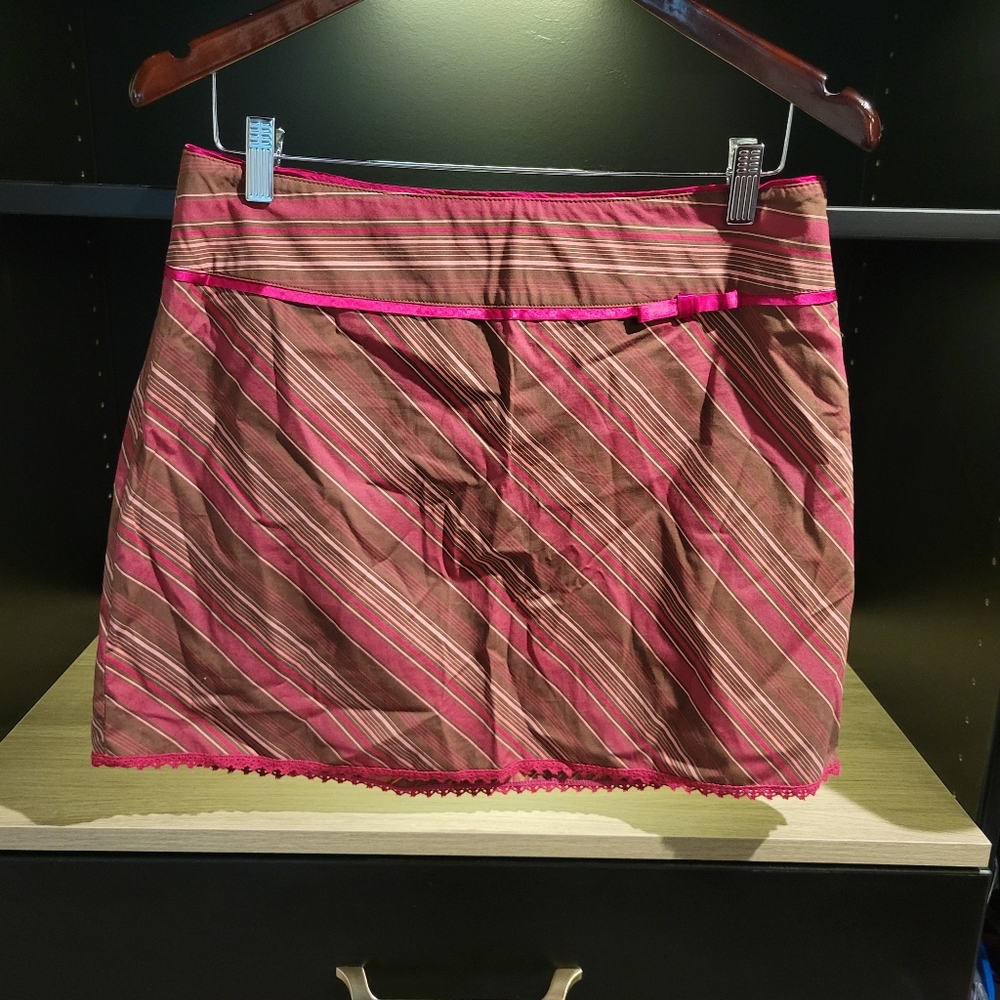 Womens size 6 Limited skirt